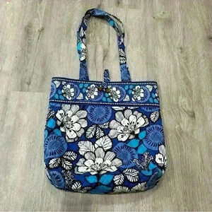 Vera Bradley Blue White Bayou Toggle Tote Paisley Floral Shoulder Bag Purse